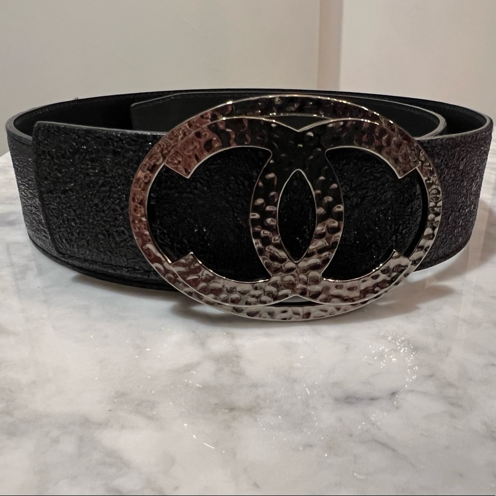 Chanel CC oval belt
